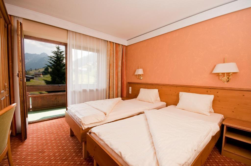 Suitehotel Kleinwalsertal Hirschegg  Bilik gambar