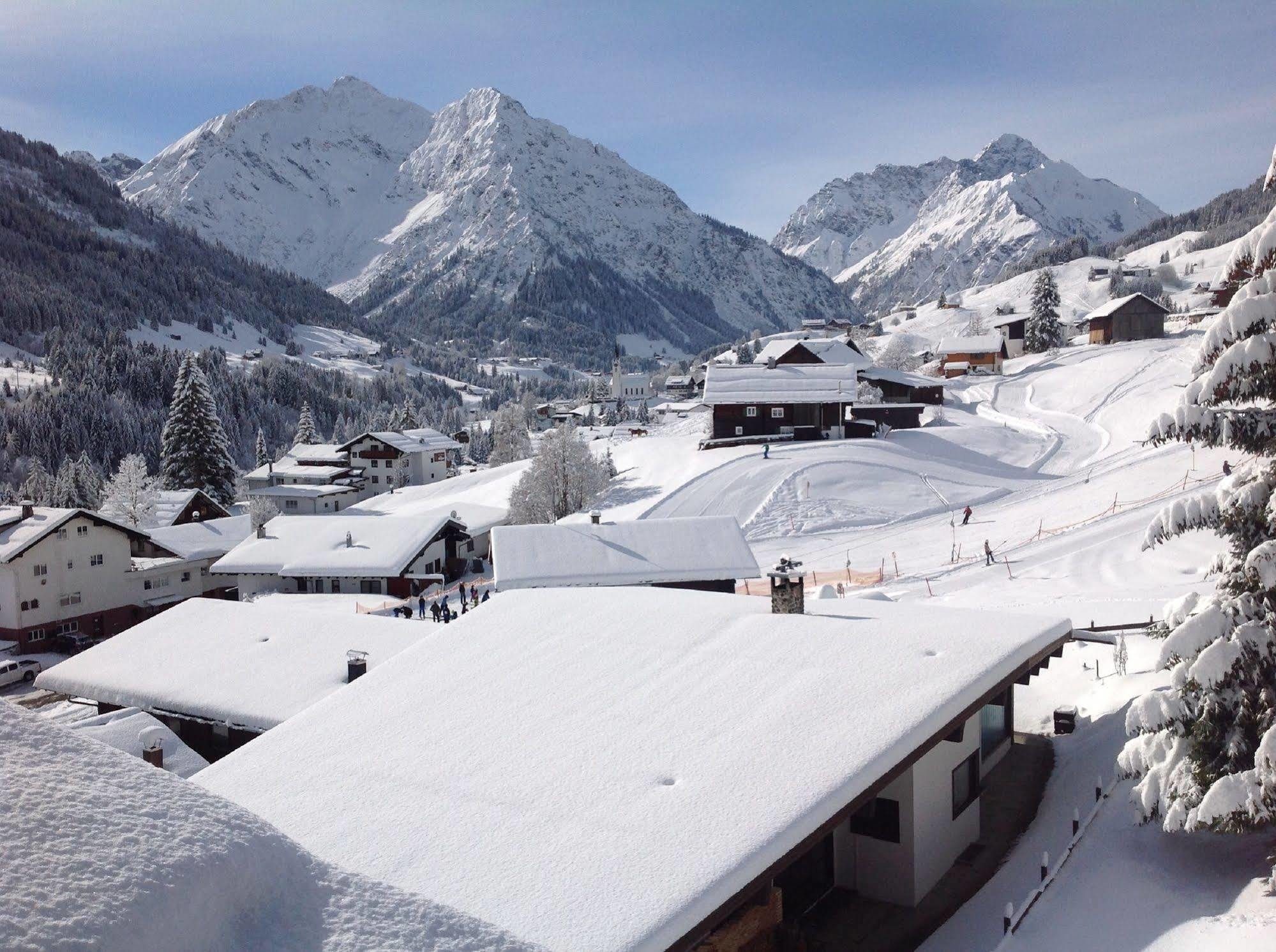 Suitehotel Kleinwalsertal Hirschegg  Luaran gambar